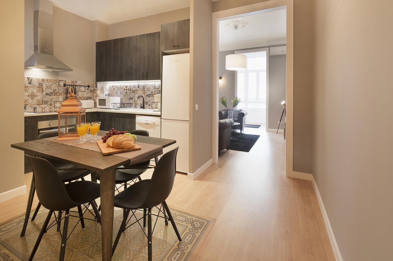 Royal Aribau Nextdoor Apartment Barcelona Exterior photo