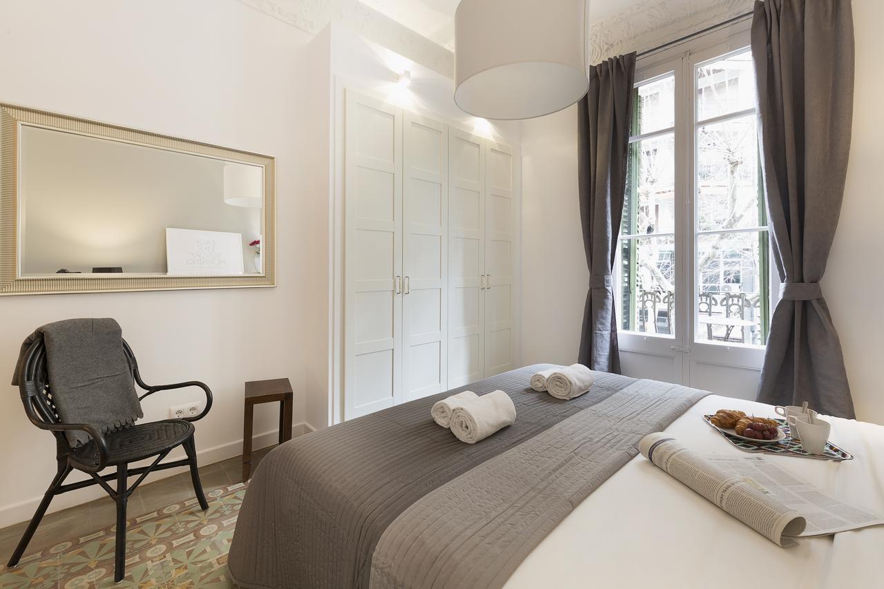 Royal Aribau Nextdoor Apartment Barcelona Exterior photo