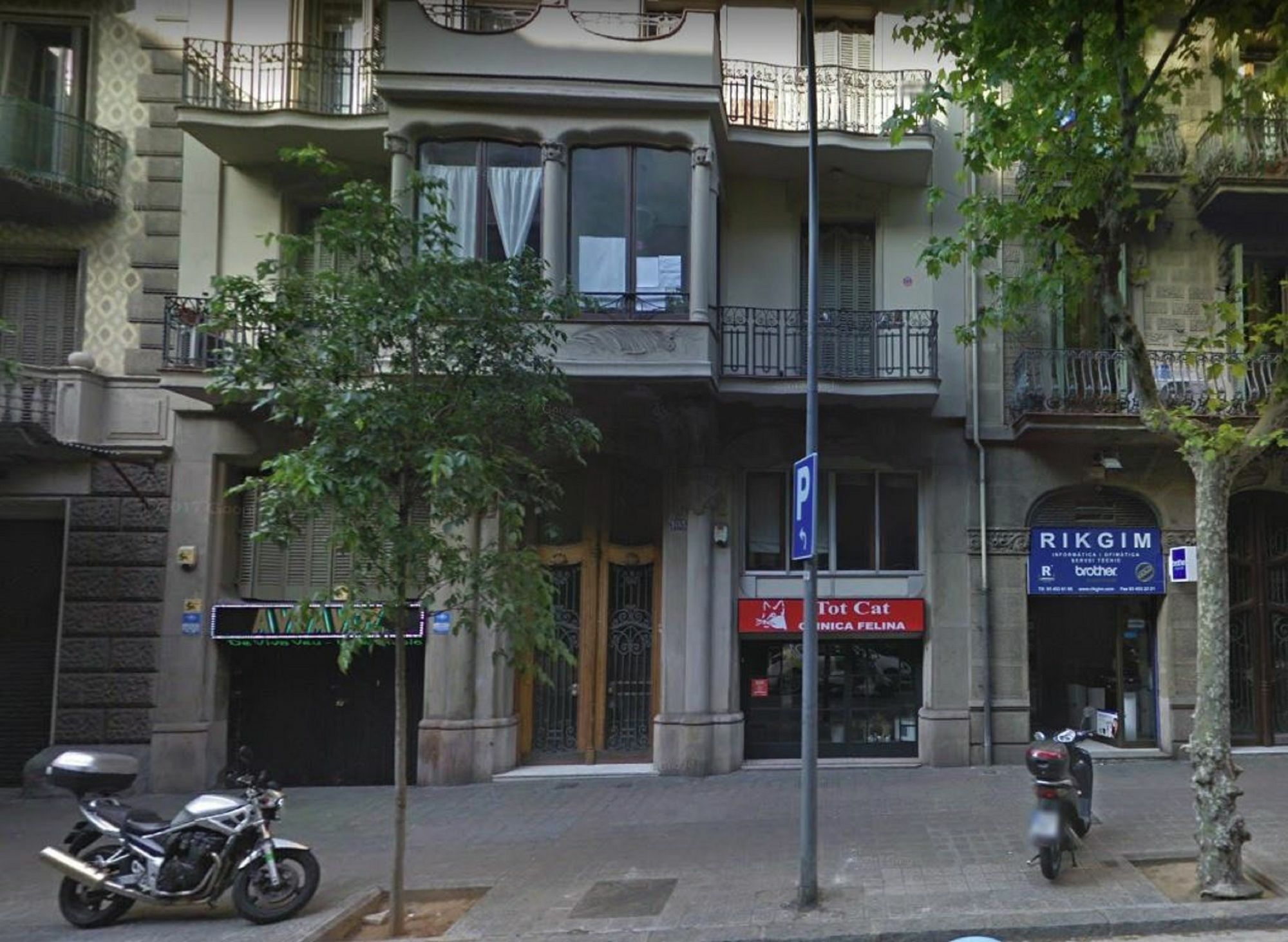 Royal Aribau Nextdoor Apartment Barcelona Exterior photo